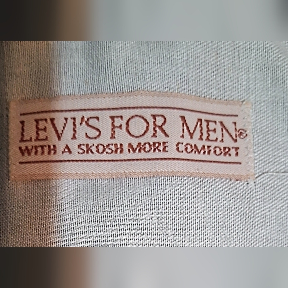 Black Levi's 42×30
